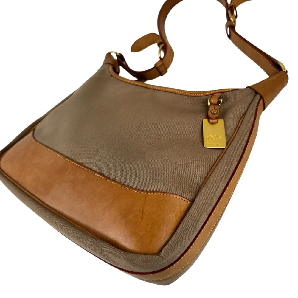 VTG Dooney & Bourke Canvas & Leather Hobo Large Crossbody Bag Tan Brown